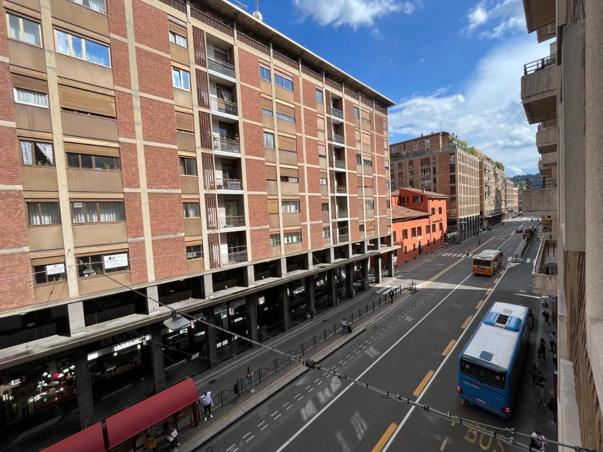 Casa Marconi - Welcome In The Heart Of The City Apartment Болоня Екстериор снимка